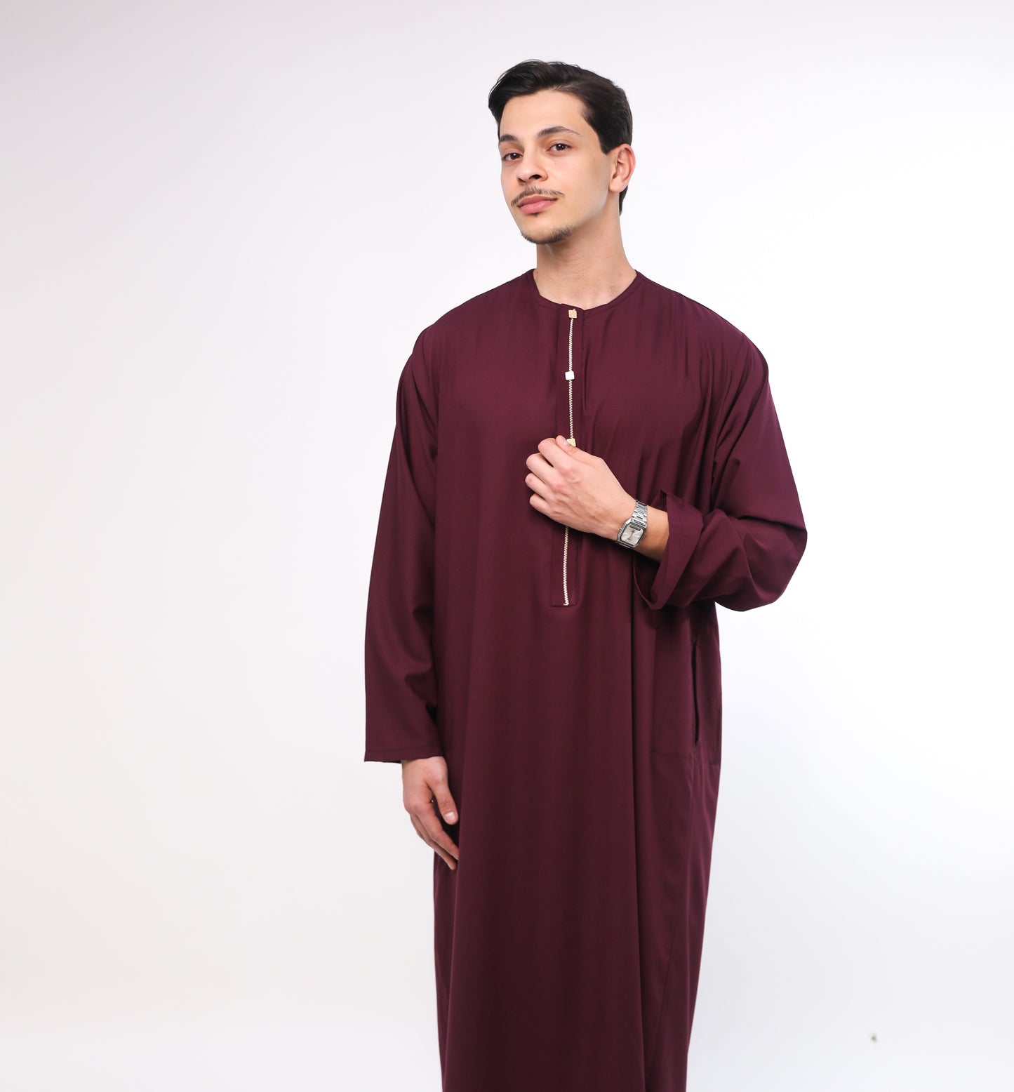 قميص اماراتي عصري